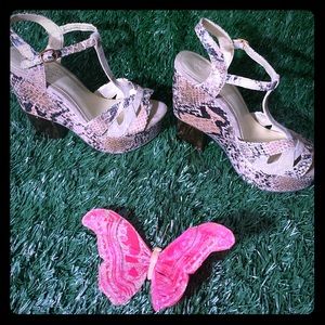 🛑SOLD🛑 Seychelles - Animal Print Wedge